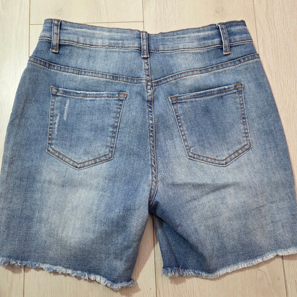Amazon Denim Shorts Womens 28-6 Cutoff Frayed Ripped Jeans Mini Medium Wash - Picture 8 of 9